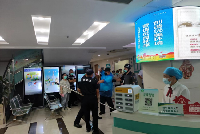 合肥保安公司優(yōu)派克開(kāi)展反恐防暴演練，筑牢社區(qū)衛(wèi)生服務(wù)中心安全屏障